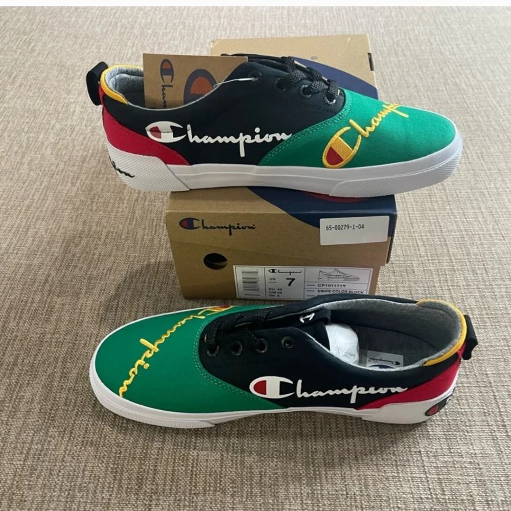 Champion Red Black Green Swipe Color Block - Picture 2 of 7